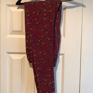 LuLa Roe Tall Curvy leggings